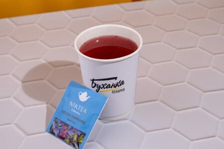 Напиток Клюква-можжевельник с чёрным чаем