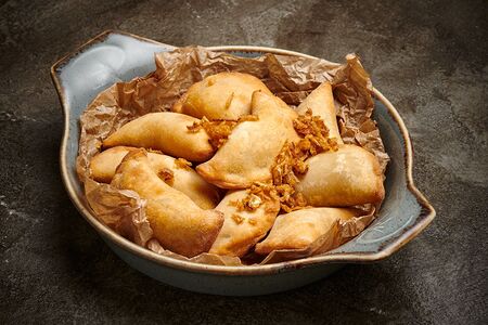 Жареные вареники с картофелем и луком