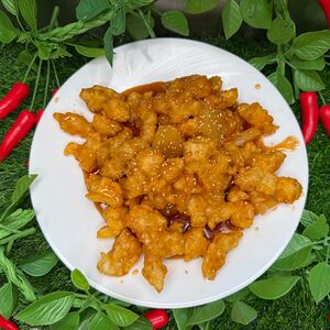 J-3 Курица с ананасами в кисло-сладком соусе