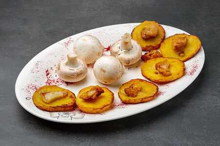 Шашлык из картофеля на мангале