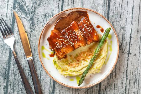 Тайская свинина