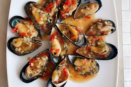 Мидии с чесноком
