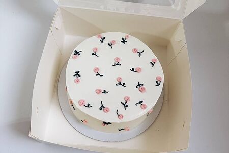 Торт №3 к 8 марта Ваниль-клубника