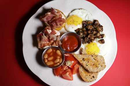 Комплекс с беконом и хашбраунами