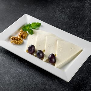 Сыр Сулугуни