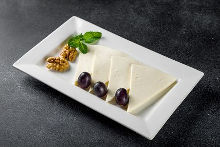 Сыр Сулугуни