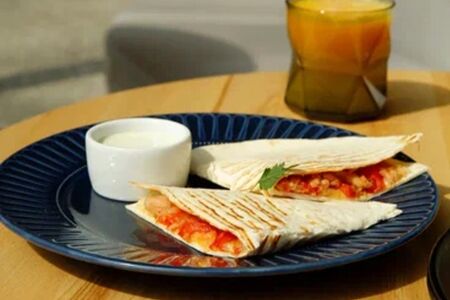 Кесадилья с курицей