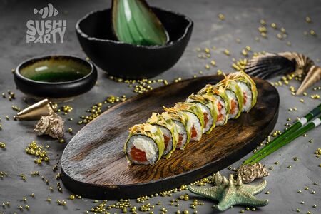 Темпура с копченным лососем и миндалем