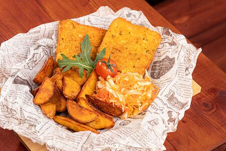 Хек в кляре с картофелем