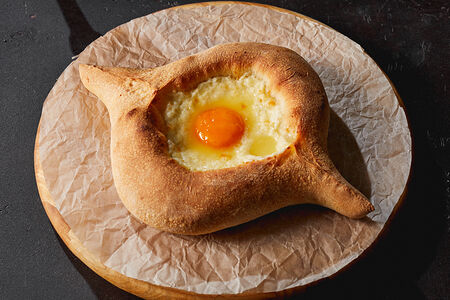 Хачапури по-аджарски