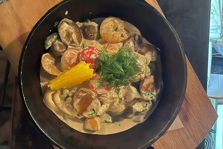 Сковородка с морепродуктами