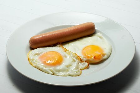 Сосиска отварная