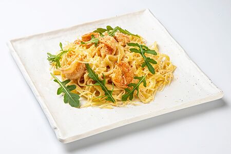 Паста с тигровыми креветками