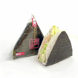 Онигири с крабом