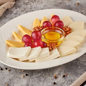 Сырная тарелка