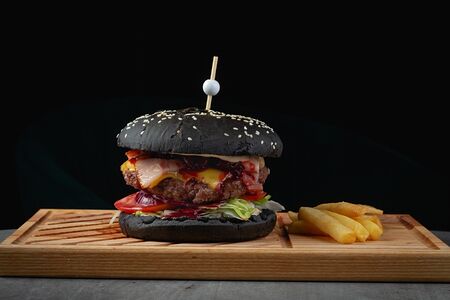 С вишней и беконом