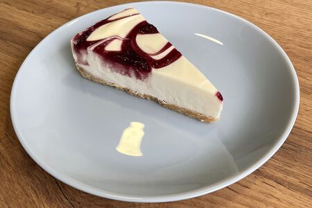 Чизкейк малиновый