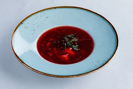 Борщ с куриными фрикадельками