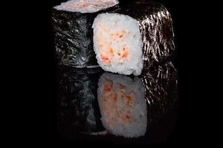 Ролл с крабом