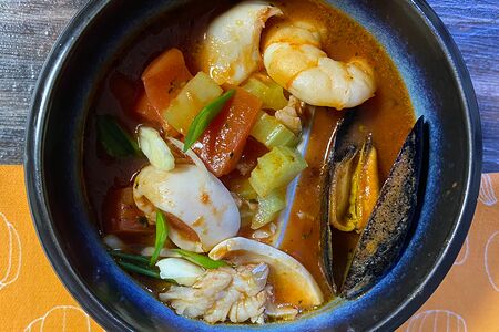 Суп Буйабес томатный с морепродуктами