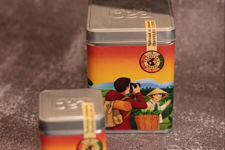 Металлическая банка для чая