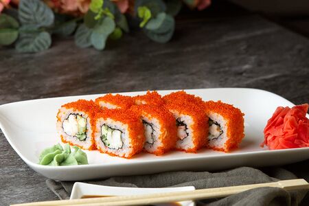 Ролл Калифорния с креветкой