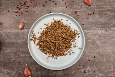 Отварная гречка с маслом