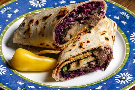 Шаверма с ягненком в лаффе