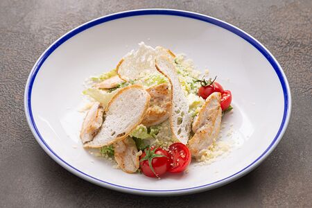 Цезарь с курицей