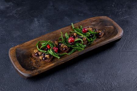 Фуа-гра, бородинский хлеб