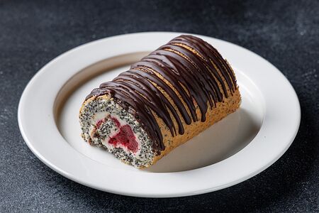 Мини-рулет маковый