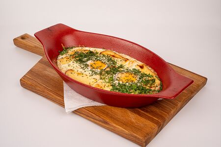 Запеченая яичница со сметаной по-кабардински
