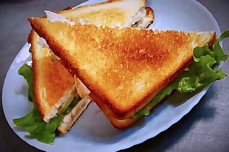 Сэндвич с салями