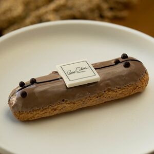 Эклер шоколад