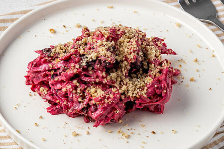 Свекла с черносливом и грецким орехом