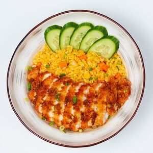 Жареный рис с курицей темпура