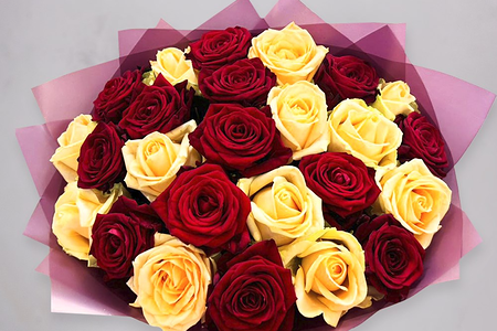 Букет из 21 розы Красно-желтый микс