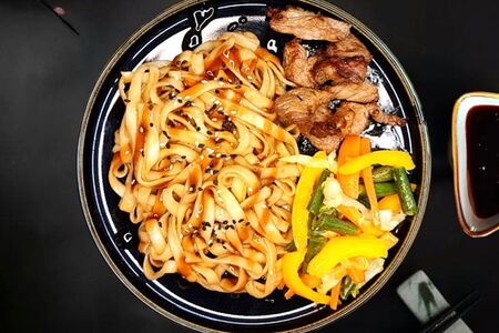 Wok с говядиной