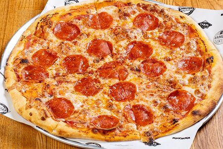 Пицца пепперони new
