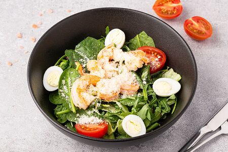 Салат Теплый с креветками 