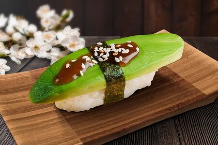 Суши нигири Авокадо