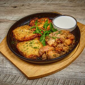 Драники со шкварками