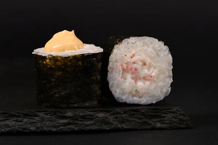 Спайси-ролл с крабом