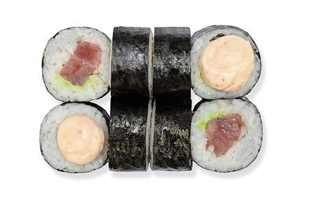 Маки с тунцом