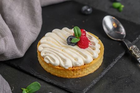 Ягодный тарт