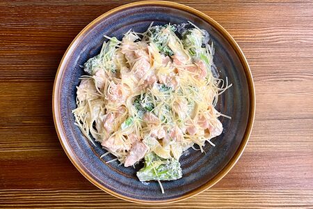 С лососем и брокколи