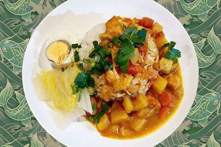 Курица в карри с овощами