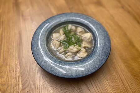 Пельмени со сметаной