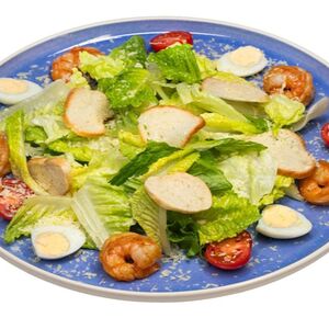 Салат Цезарь с креветками