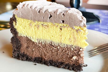 Чизкейк Манго-шоколад